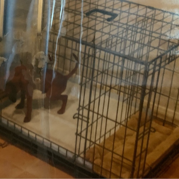 Puppy apartment-It has never been used - Picture 2 of 2